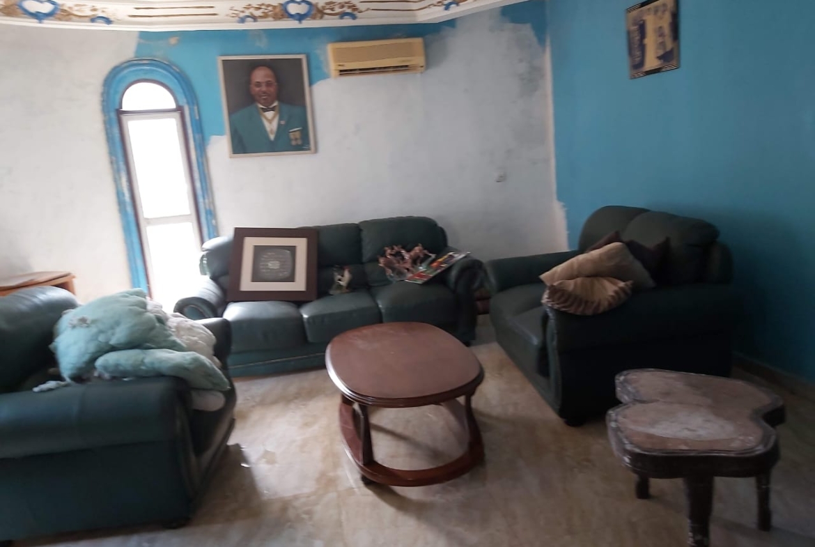 DUPLEX TITRÉ À VENDRE – BÉEDI