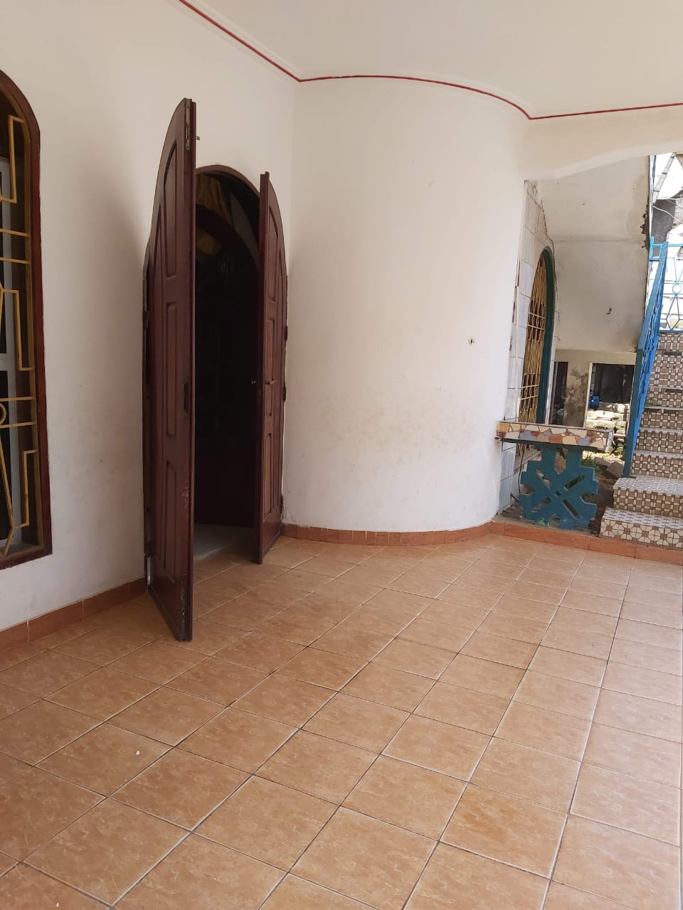 DUPLEX TITRÉ À VENDRE – BÉEDI
