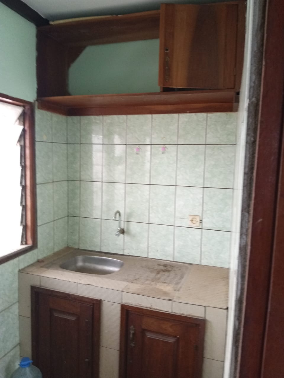 WhatsApp Image 2026-10-12 at 16.43.32 (1) À VENDRE – VILLA + IMMEUBLE R+2