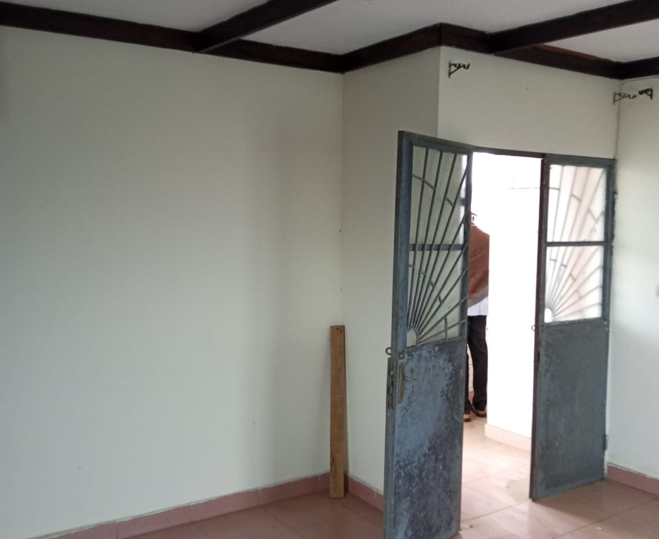 À VENDRE – VILLA + IMMEUBLE R+2