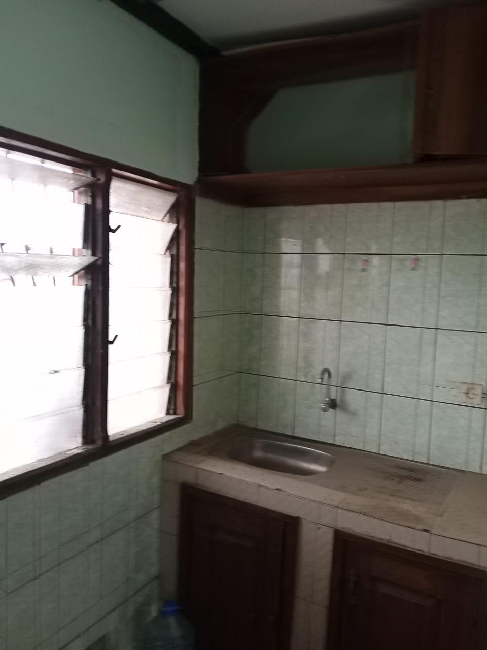 WhatsApp Image 2026-10-12 at 16.43.33 À VENDRE – VILLA + IMMEUBLE R+2