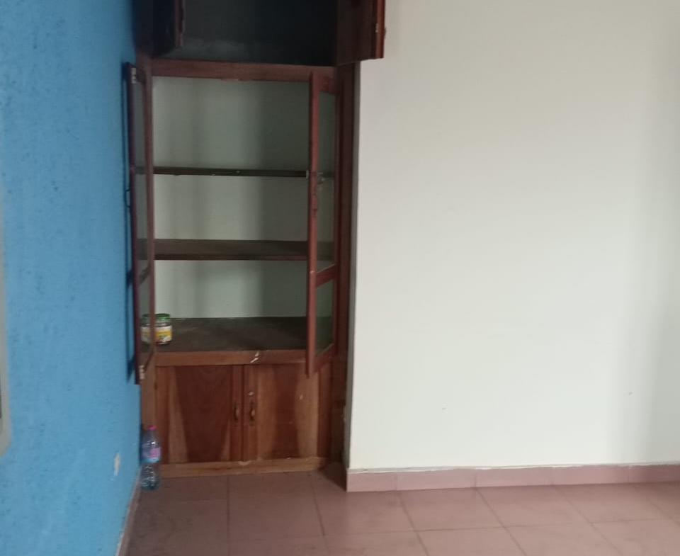 À VENDRE – VILLA + IMMEUBLE R+2