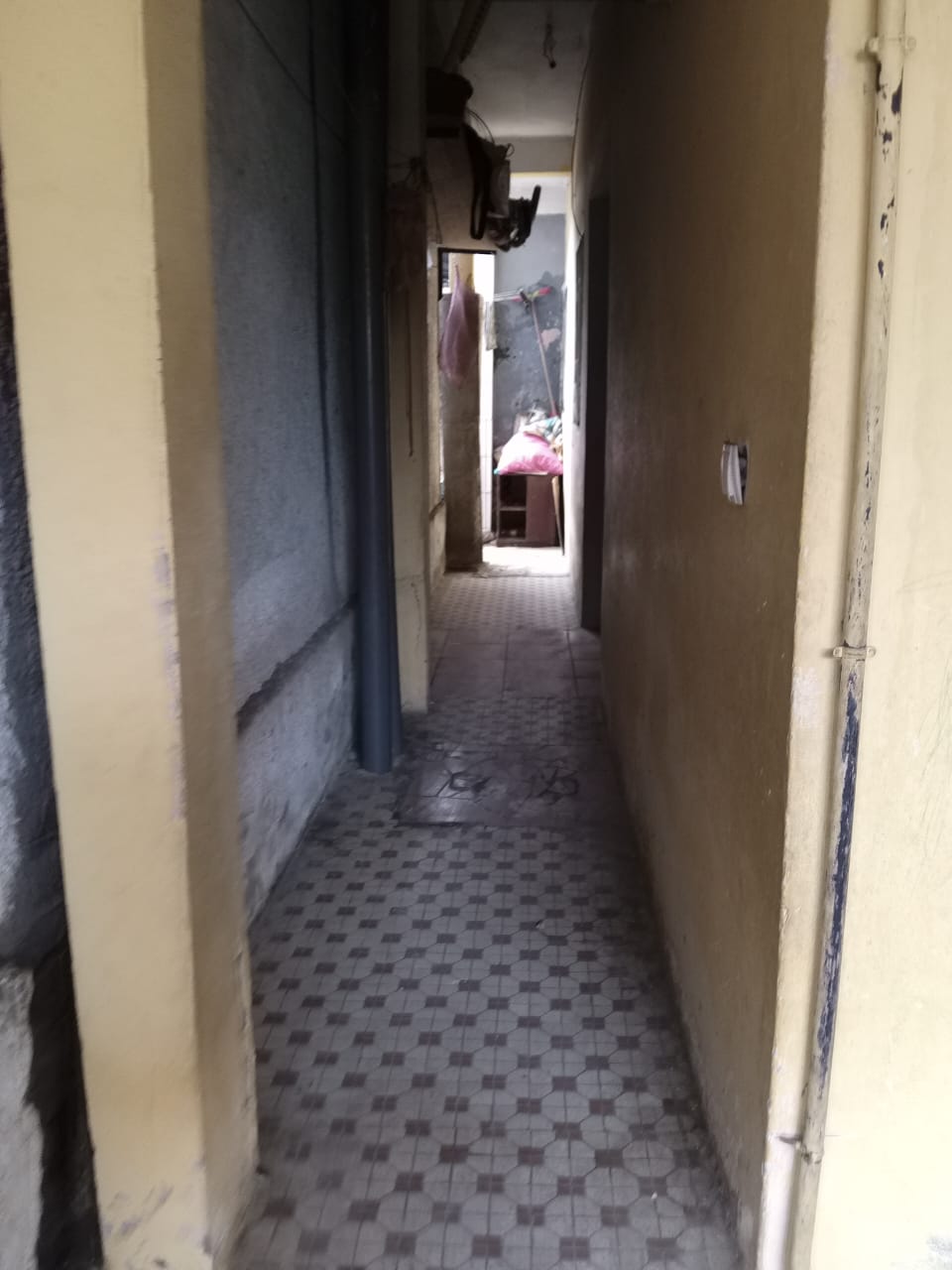 WhatsApp Image 2026-10-12 at 16.43.51 À VENDRE – VILLA + IMMEUBLE R+2