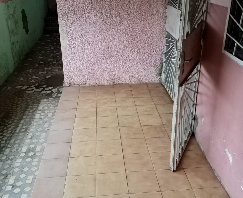 À VENDRE – VILLA + IMMEUBLE R+2