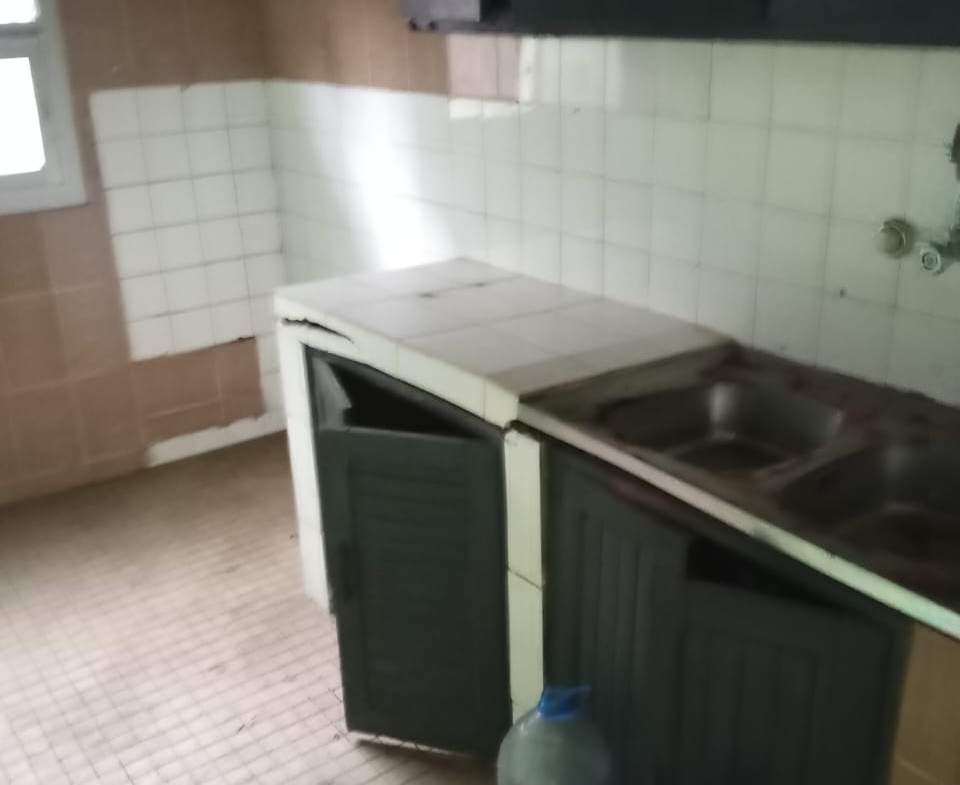 À VENDRE – VILLA + IMMEUBLE R+2
