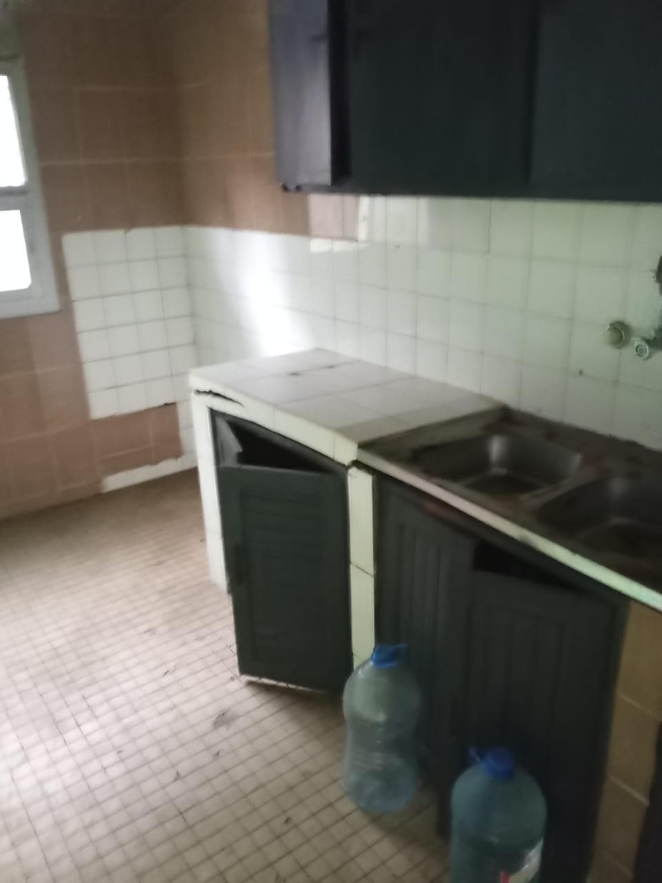 WhatsApp Image 2026-10-12 at 16.43.53 À VENDRE – VILLA + IMMEUBLE R+2