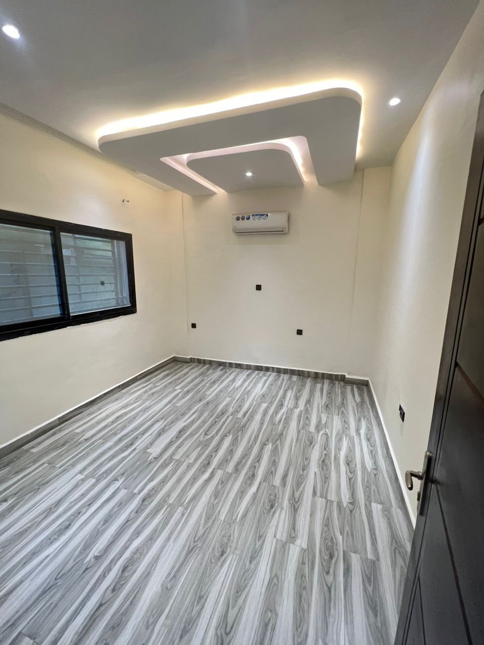 APPARTEMENT DUPLEX CLIMATISÉ HAUT STANDING À LOUER